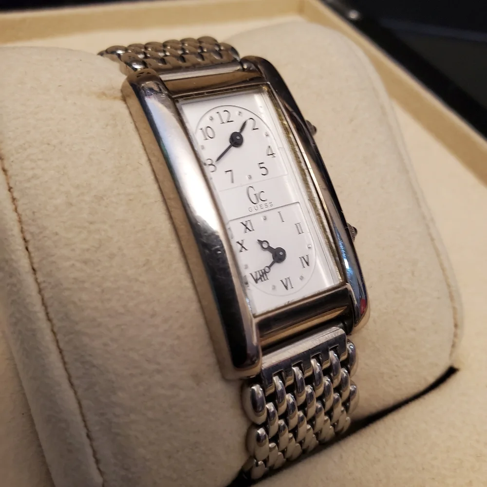 Guess Two Timer Wristwatch - Picture 2 of 14